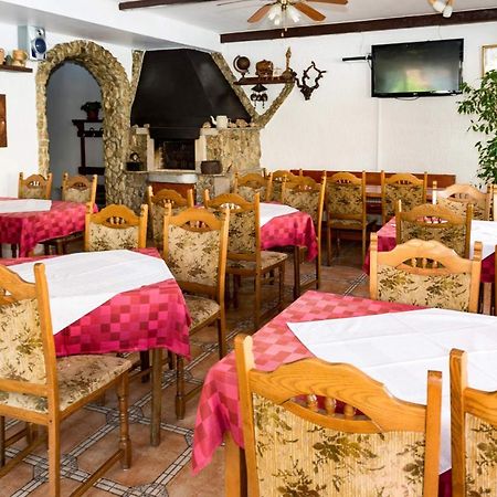 Bed And Breakfast Taverna Miskovic พาก ภายนอก รูปภาพ